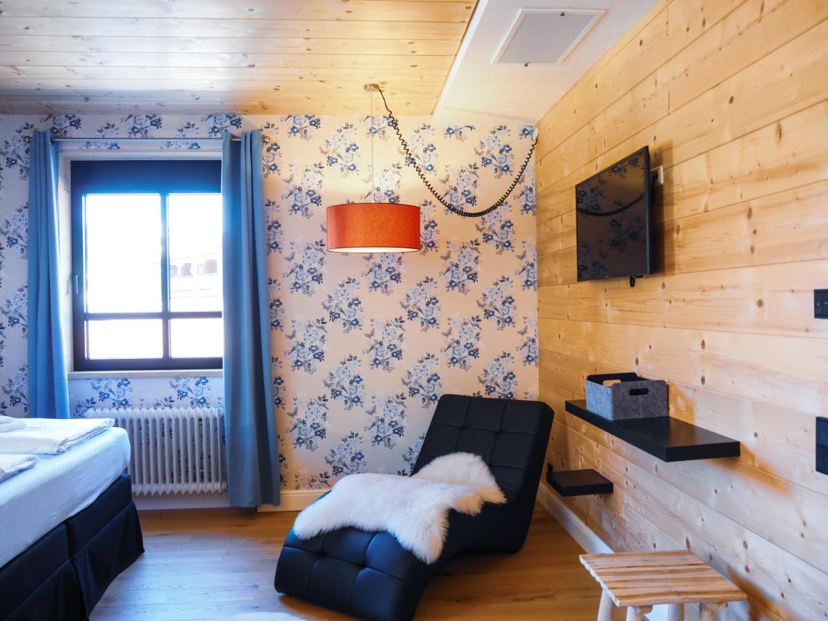 Hotel Design Alpenliebe - - - - Boutique-flair - - - - 2*